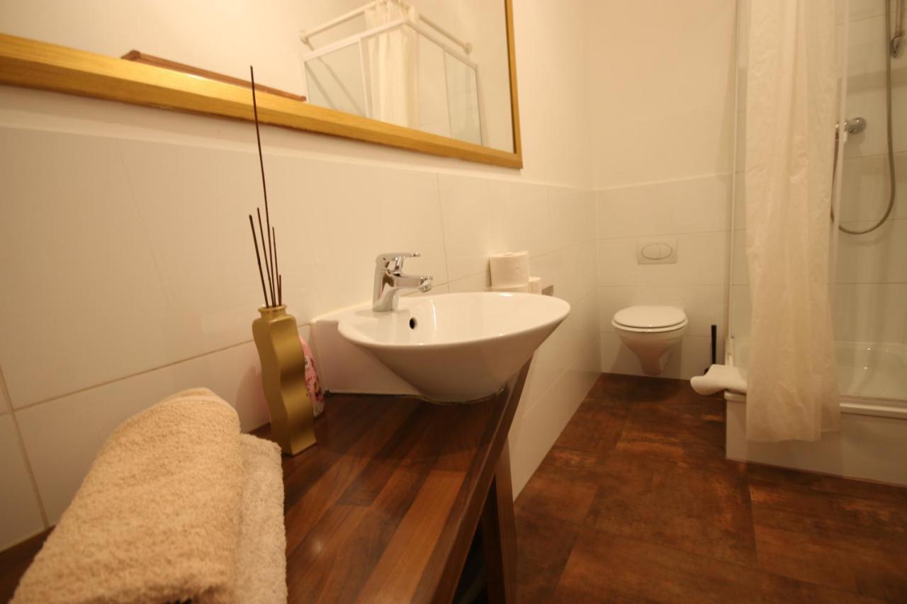 Moderne Studio Apartments Und 120Qm Wohnungen In Oberhausen, Ideal Fuer Geschaeftsreisende Und Monteure Оберхаузен Экстерьер фото